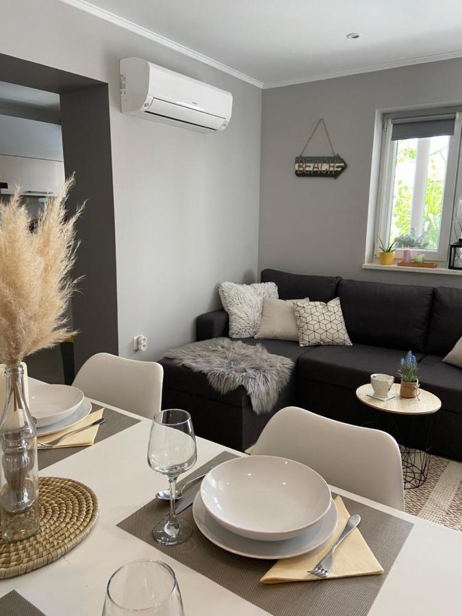 Apartman Petra Gustirna Extérieur photo